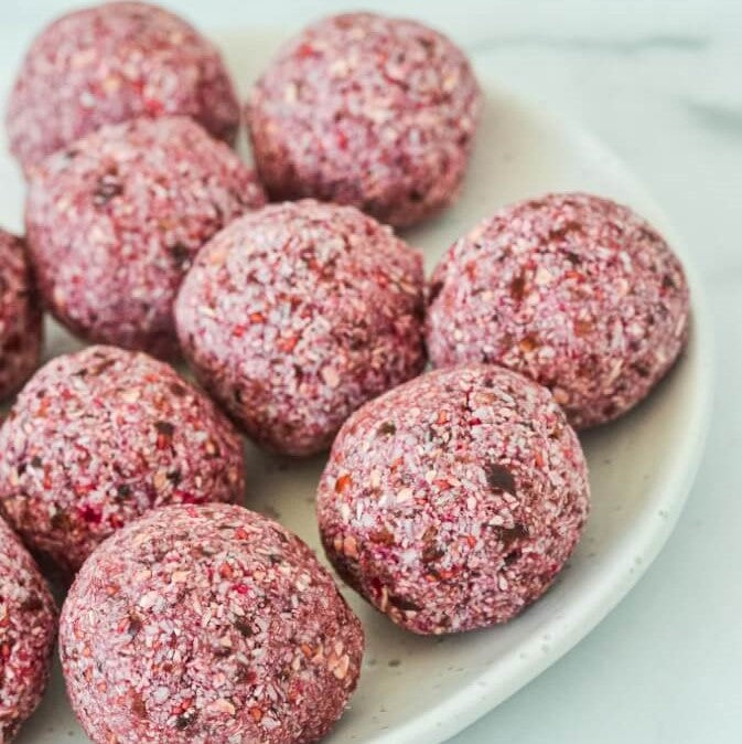 Raw Treats Raspberry Bliss Balls 25g thenutbank