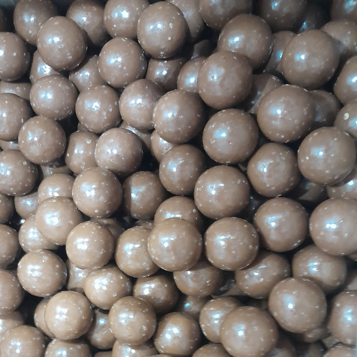 Milk Chocolate Covered Malt Balls 250g Thenutbank 6927